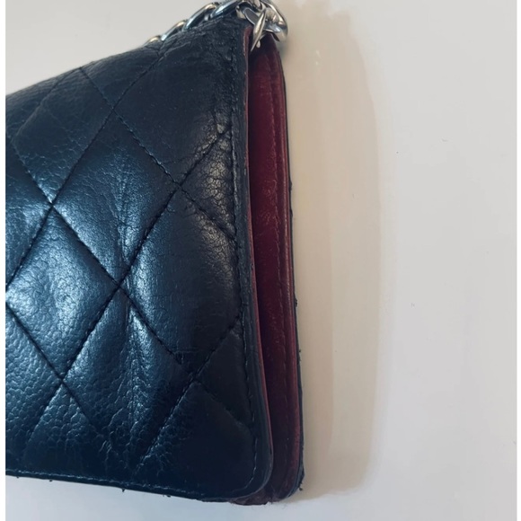 Authentic Chanel vintage wallet 
we’ve added the chain - Picture 4 of 9